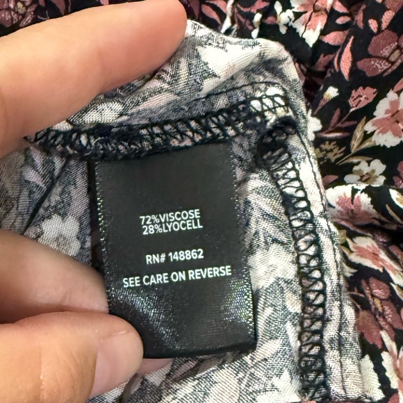 Torrid Long Sleeve Pleated Blouse - Picture 6 of 7